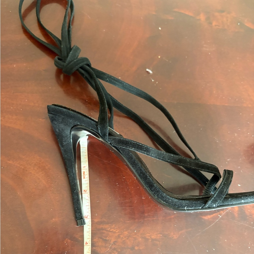 Steve Madden SuedeBlack Strappy Stiletto Sandals 8.5 - Picture 5 of 5